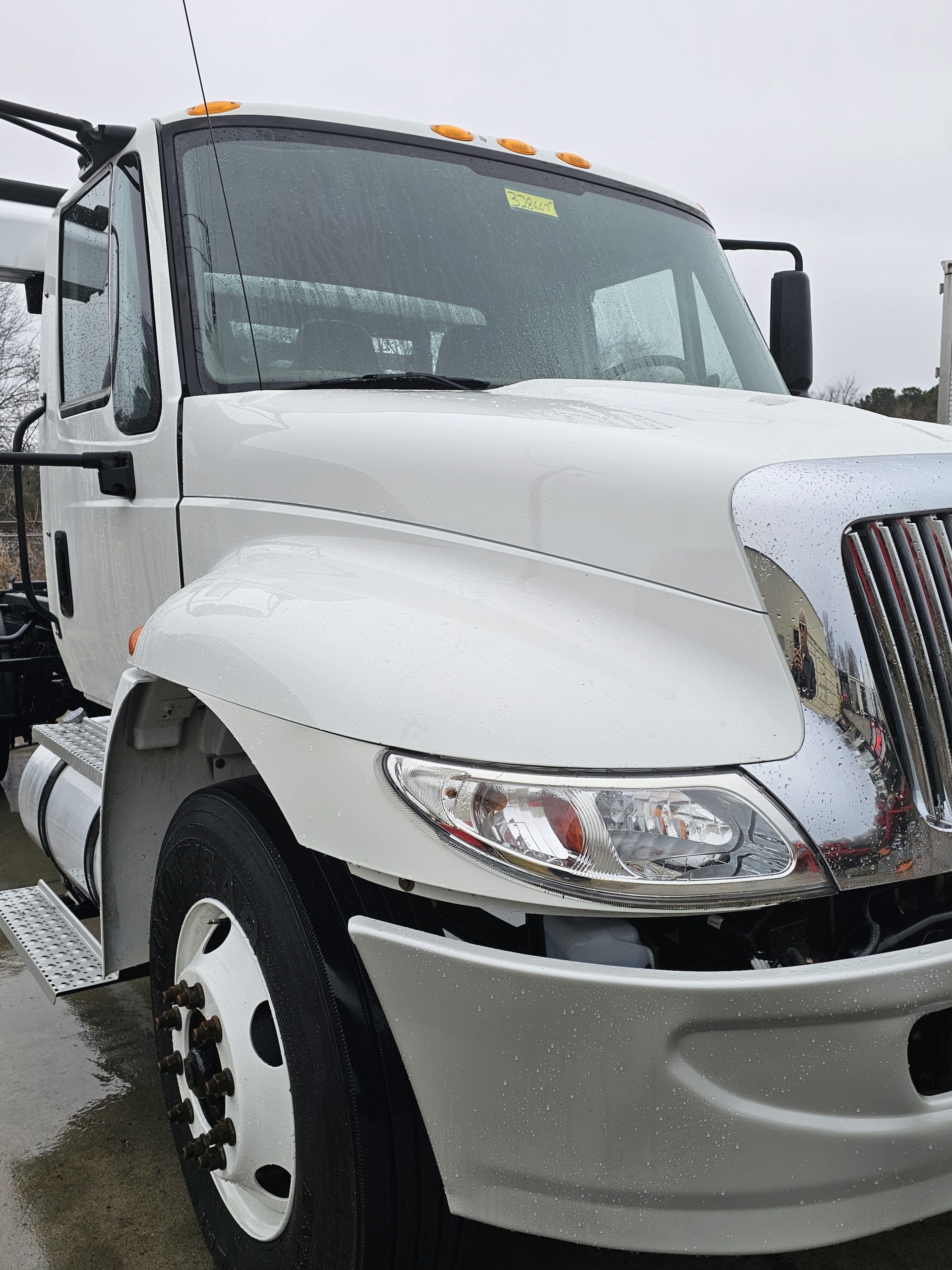 2019 INTERNATIONAL 4300 2019 INTERNATIONAL 4300 - image 4 of 6