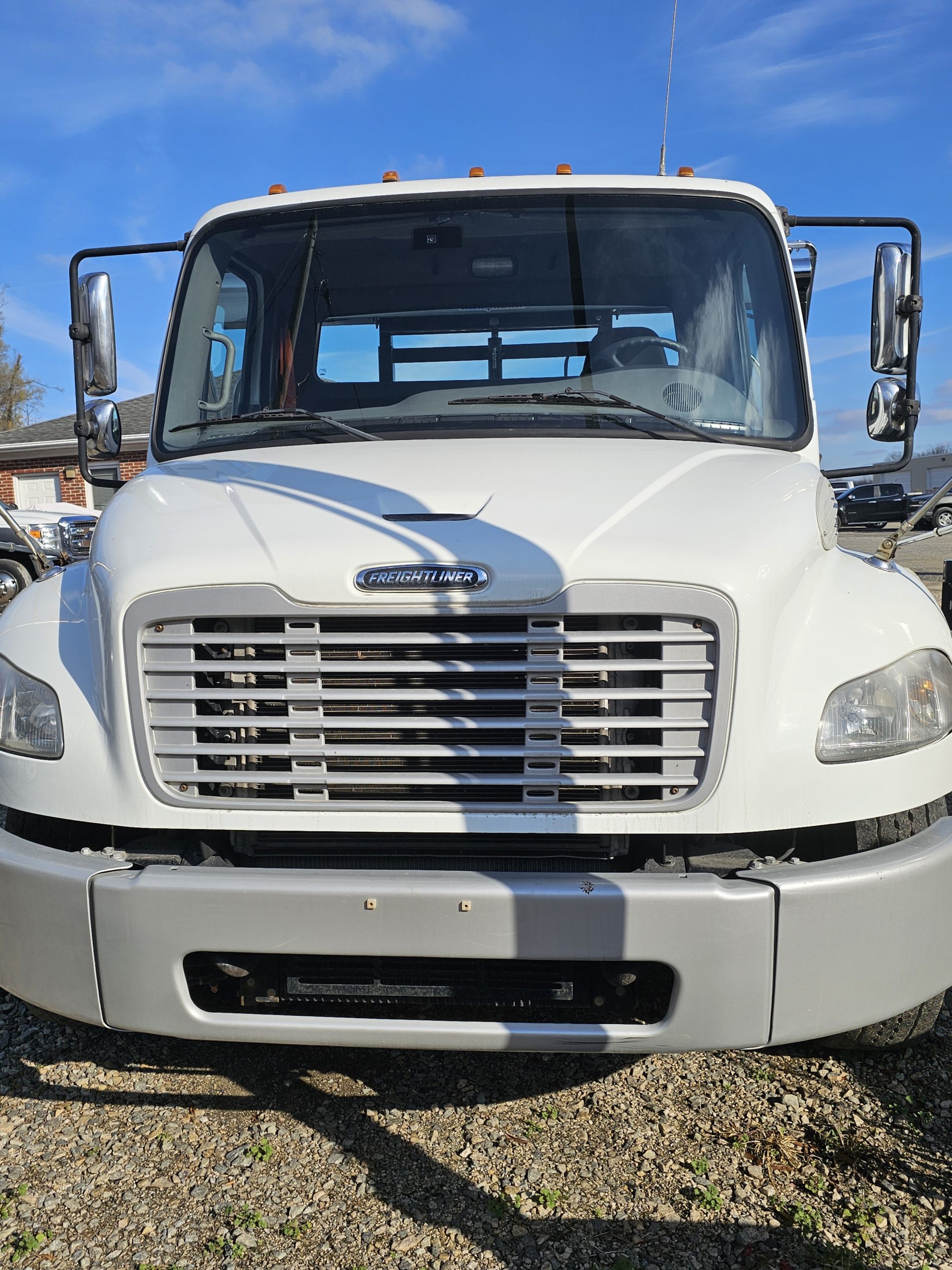 2018 FREIGHTLINER M2 2018 FREIGHTLINER M2 - image 1 of 6