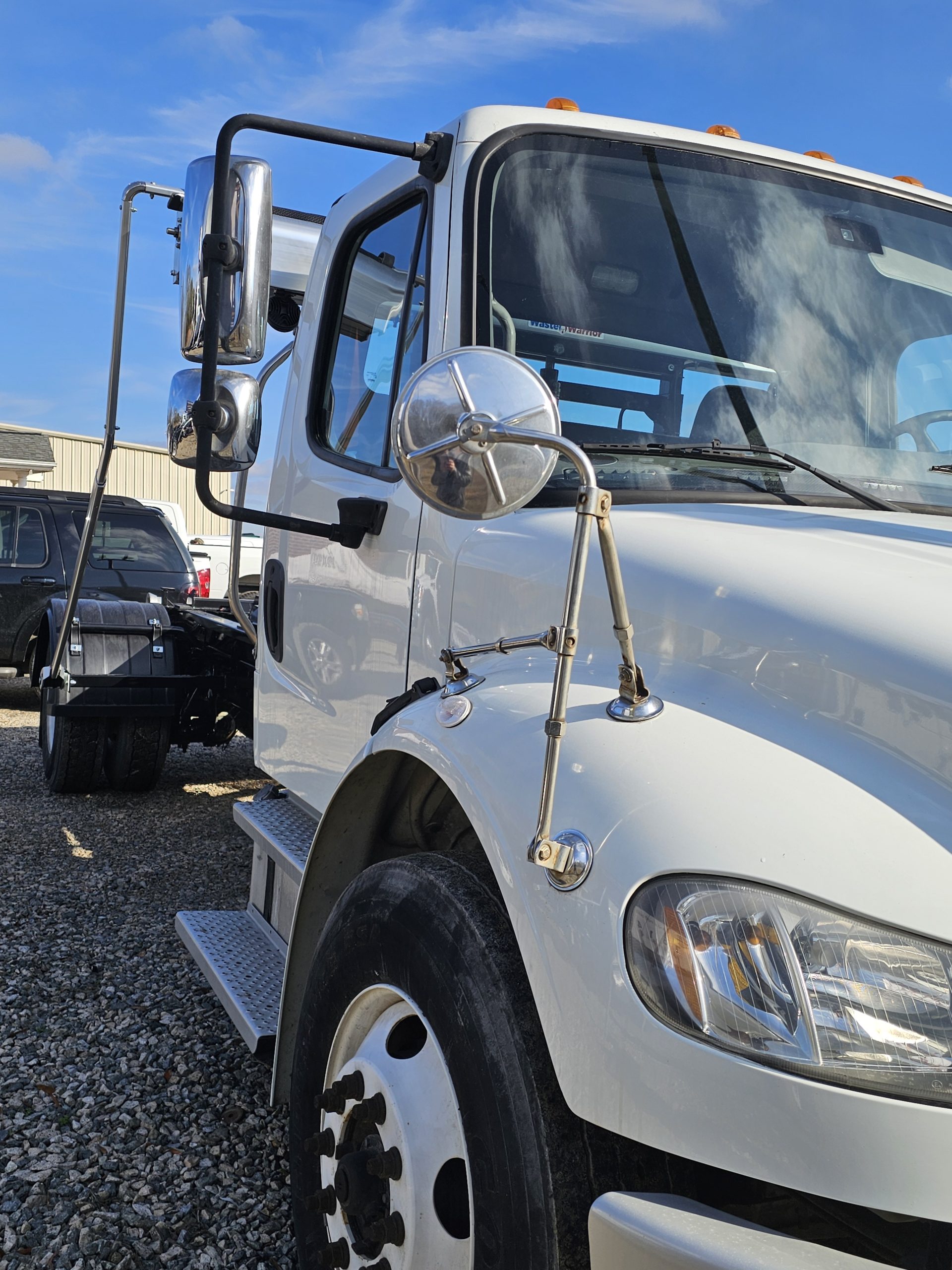 2018 FREIGHTLINER M2 2018 FREIGHTLINER M2 - image 2 of 6