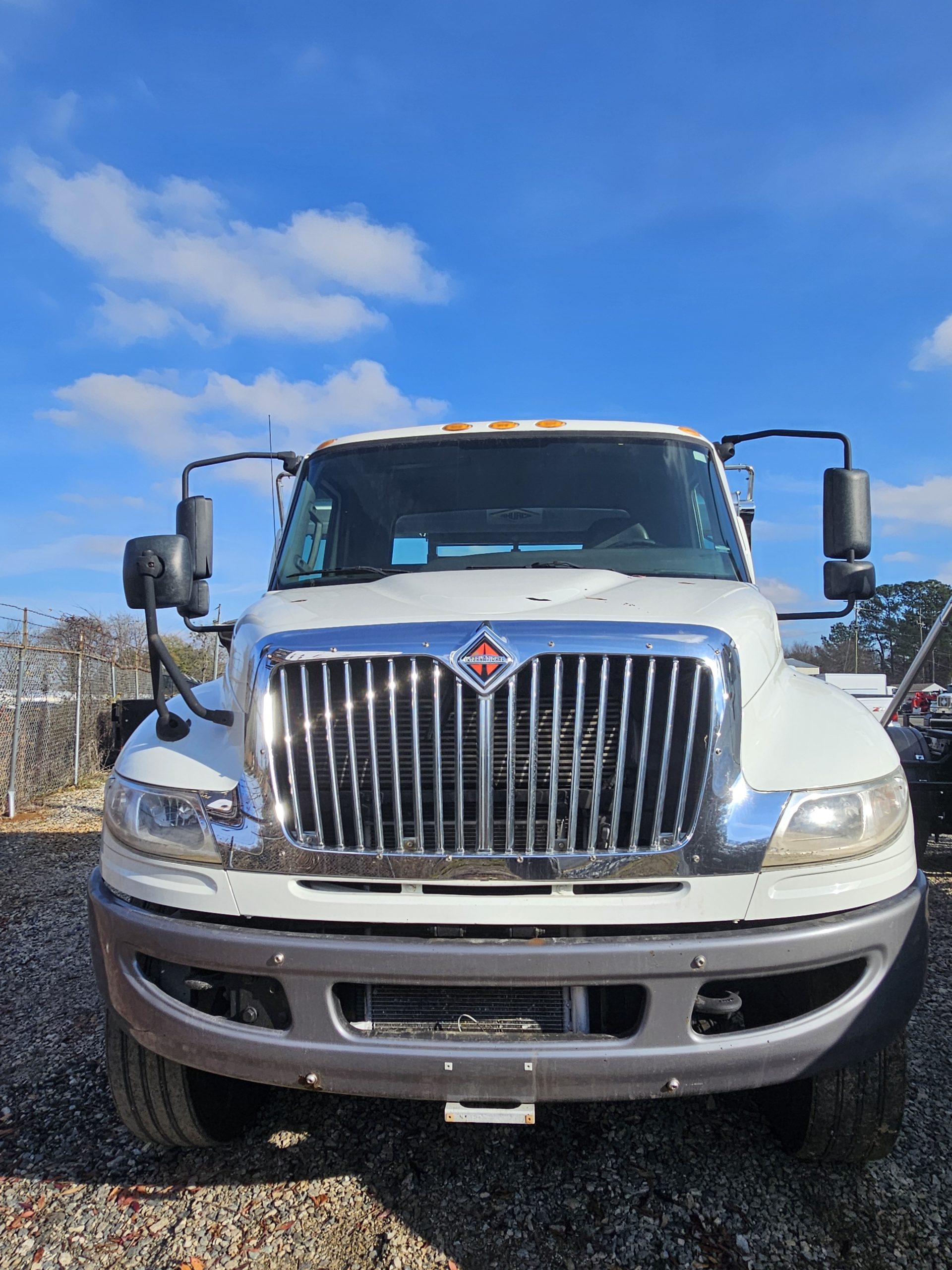 2020 INTERNATIONAL MV607 2020 INTERNATIONAL MV607 - image 3 of 6