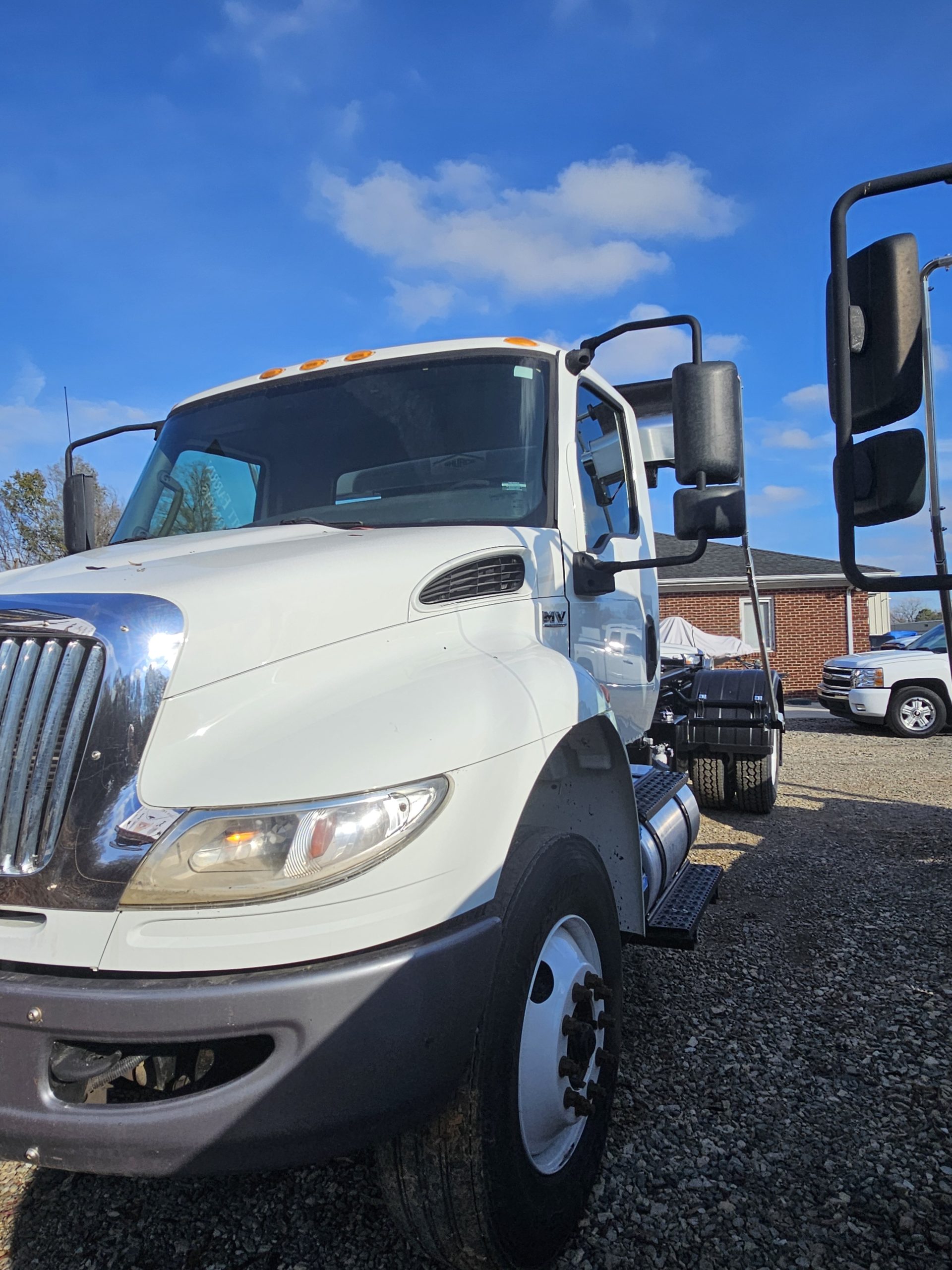 2020 INTERNATIONAL MV607 2020 INTERNATIONAL MV607 - image 1 of 6